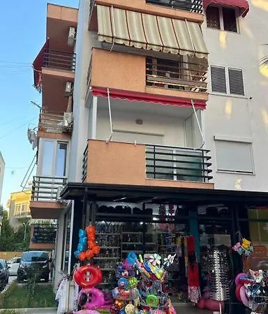 아파트 Lovely Front Apartment.