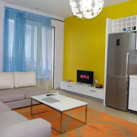 Lovely Front Apartment. 아파트