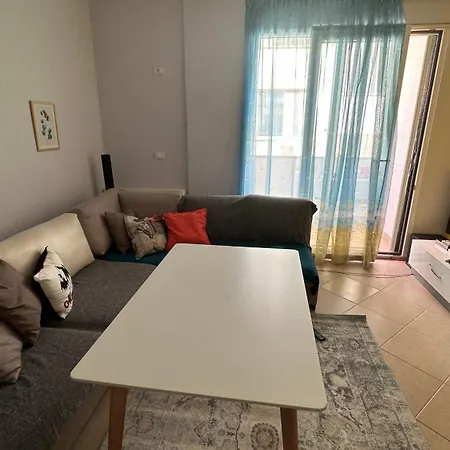 Lovely Front Apartment. 아파트