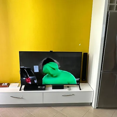 아파트 Lovely Front Apartment. 골렘