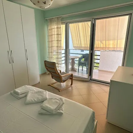 아파트 Lovely Front Apartment. 골렘