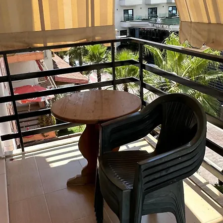 아파트 Lovely Front Apartment. *